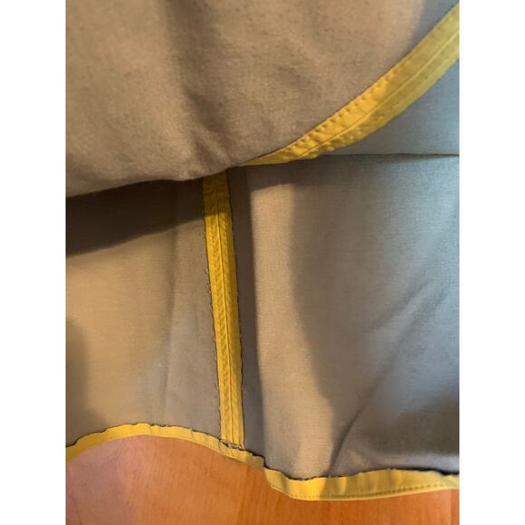 Zara Size Small Women's Golden Yellow Faux Leather Short Skirt - Picture 3 of 5